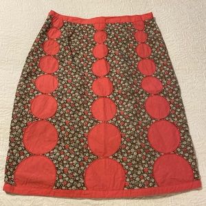 Boden cotton print and appliqué skirt.  Size 10.  Great condition.